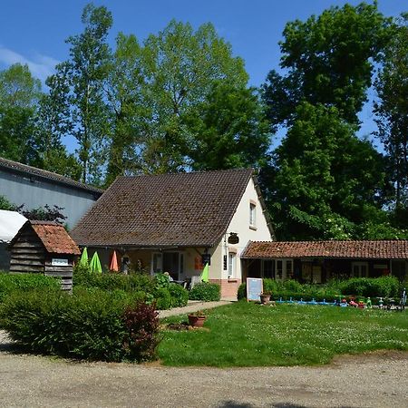 Camping Le Val De Trie Behen Exterior photo